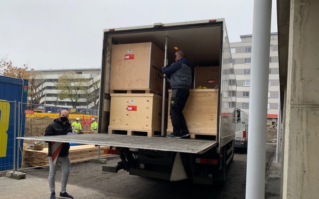 Tyromotion Devices Leave Graz and are on Their Way to Hull!